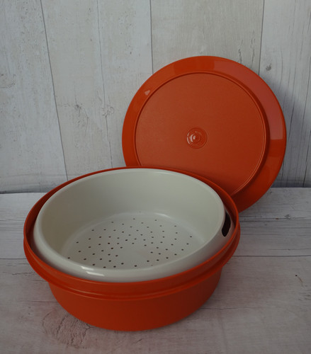 Tupperware 1980s orange seal - tupperware,