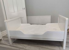 Boori Urbane toddlers bed with mattress