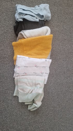 Women clothing bundle size 8 - clothing,