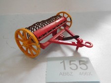 Dinky Toys Hay Rake No 324  (155)