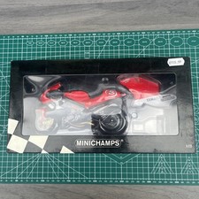 YAMAHA YZR 500 #3 MAX BIAGGI MOTO GP 2001 AU 1/12 MINICHAMPS 122016303