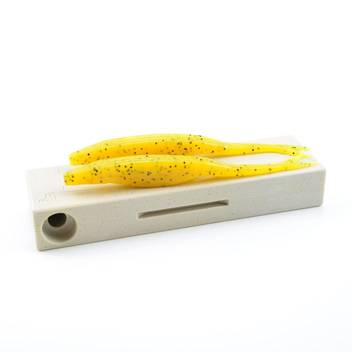 Soft plastiс mold lure making - plastiс,