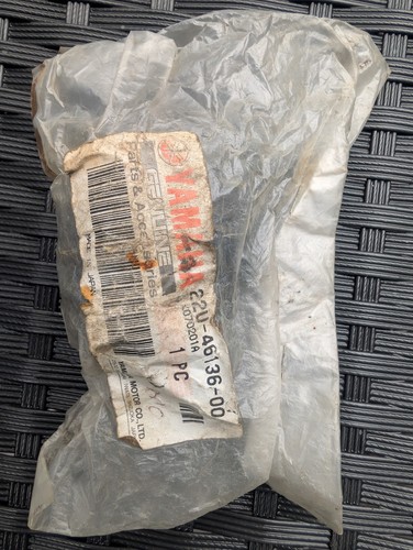 Genuine yamaha seal - yamaha,