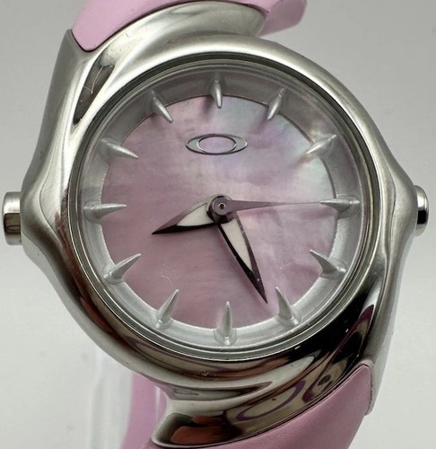 Oakley crush pink watch - 2.5,