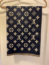 Louis Vuitton Reversible Scarf
