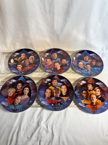Star trek collectible plates - 6,