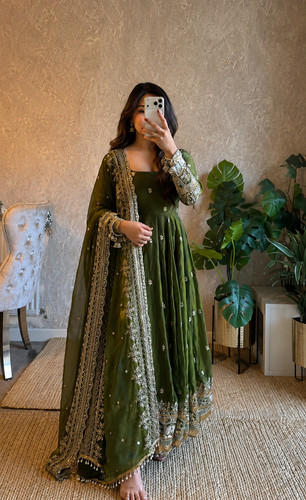 Pakistani salwar kameez ready - pakistani,