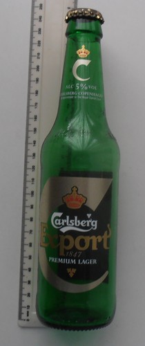 Empty vintage 2002 carlsberg - empty,