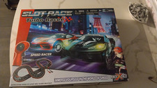 Slot car race - 1:64,