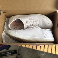 Bobs by Skechers Womens White Canvas Memory Foam Slip On Shoes UK 6. Marks