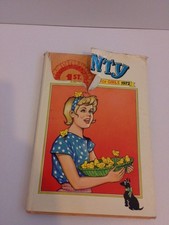 Bunty The Book For Girls 1972