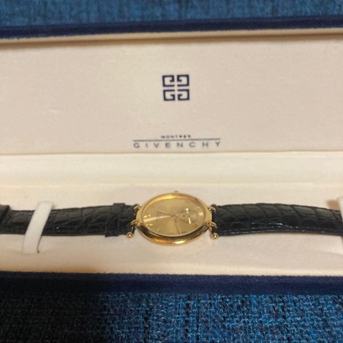 Givenchy wristwatch