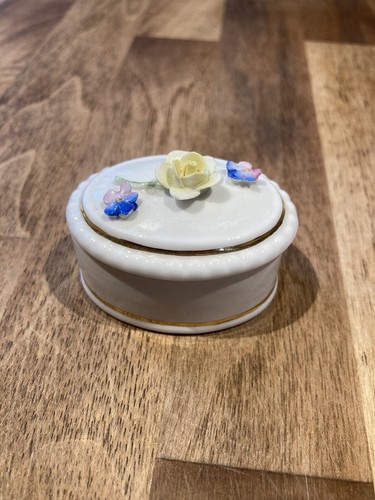 Bone china trinket - bone, box