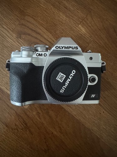 Olympus m10 mark iv - om-d,