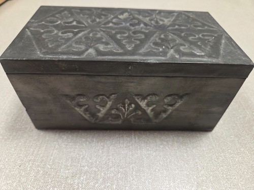 Hand tooled pewter trinket - hand,