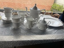 Elegant 16 Piece White Tea Set for 6