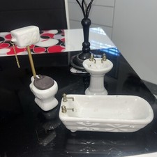 Blue & White  3 Piece Bathroom Suite, Dolls House 1.12 Scale Bath, Sink, Toilet