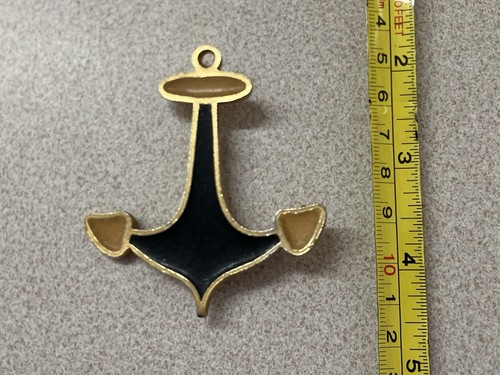 Ladies anchor brooch gold - ladies,