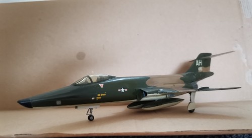 Frog f282 mcdonnell 101c - frog, rf-101c