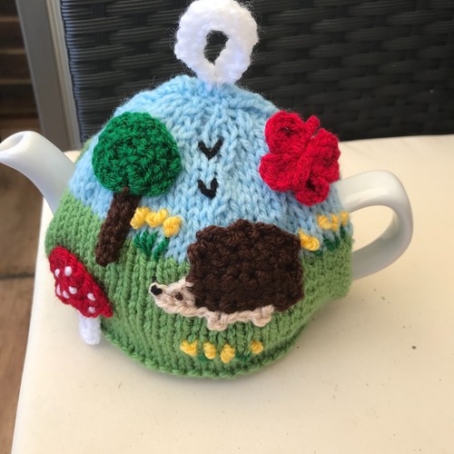 Hand knitted hedgehog - knitted, tea