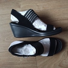 Skechers Memory Foam Cali