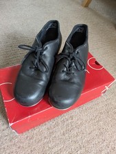 Capezio Tap Shoes Size 4.5
