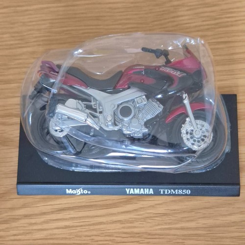Maisto yamaha tdm850 18 - tdm850, 1:18