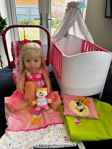 Baby born magic - baby, cot