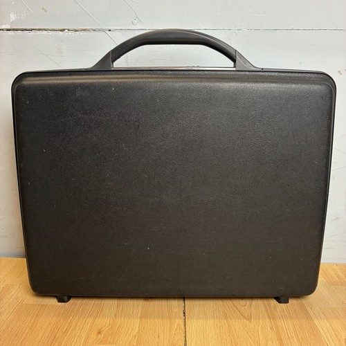 Samsonite black hard - samsonite,