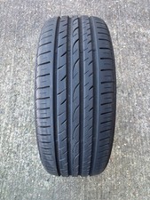 Roadstone Eurovis Sport 04 225 45 ZR18 95Y XL Tyre 7mm Tread
