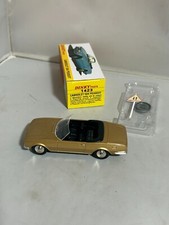 DINKY 1423  Peugeot 504