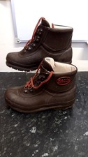 Vintage Harris Dry Rubber walking boots, brown, size 4 CG T10