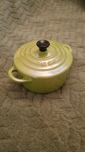 Creuset mini round cocotte - le,