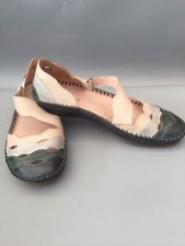 Pikolinos Leather shoes size 5