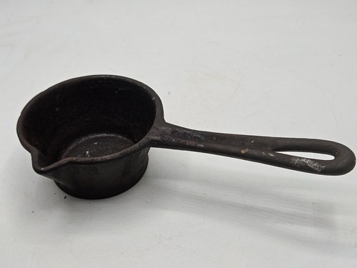 Vintage cast iron - cast, pot