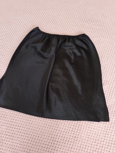 Short black silky feel - short,