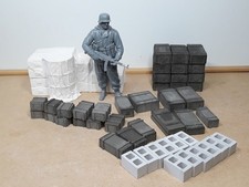 WWII model accessory stowage