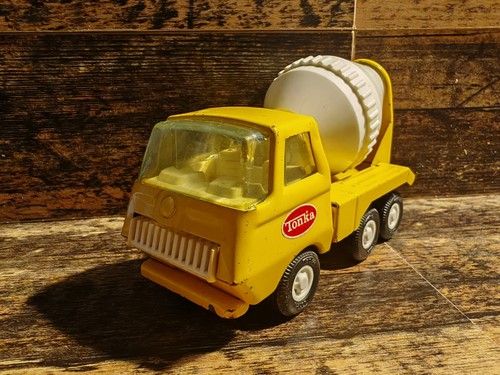 Vintage yellow tonka cement - yellow,
