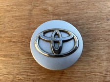  x1 Toyota Rav 4 Alloy Wheel Centre Cap Single Genuine 