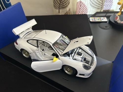 Autoart 77821 porsche 911 - autoart,