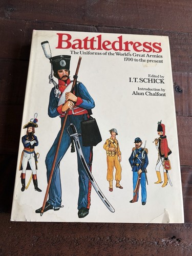 Battledress the uniforms of - -,