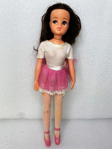 Vintage sindy brunette - vintage,