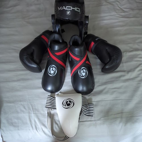 Child taekwondo kit - child's,