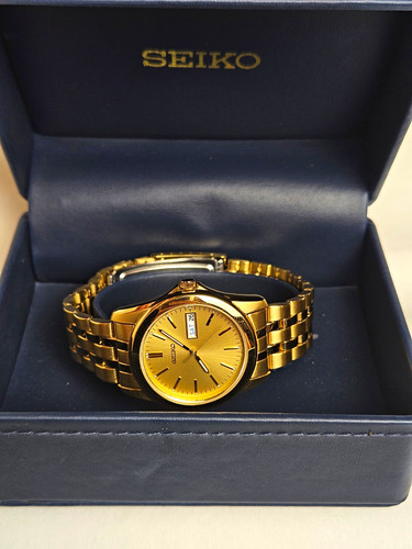 Seiko quartz day date - seiko, gold