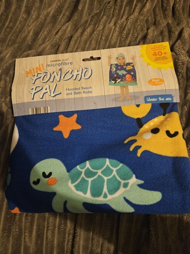 Under the sea hooded poncho - under,