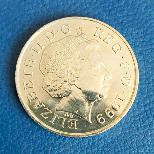 1999 five pounds 5 coin - five,