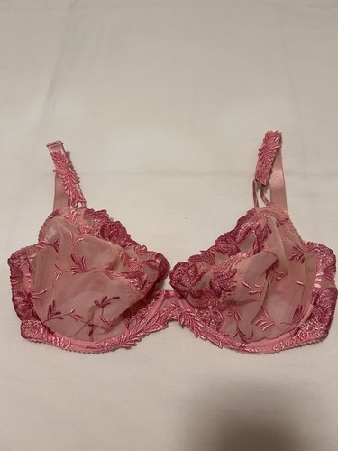 Prima donna full - full, figure