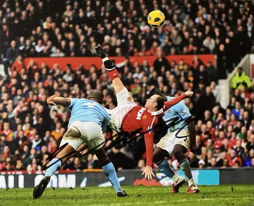 Wayne rooney hand signed - rooney,