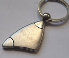 VINTAGE Retro Silver Effect Metal Keyring SAAB Motor Vehicles Sweden ?? 