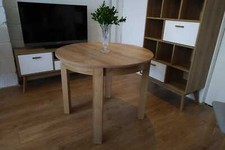 Small round table in oak Riviera colour, extending to 195cm, high quality!